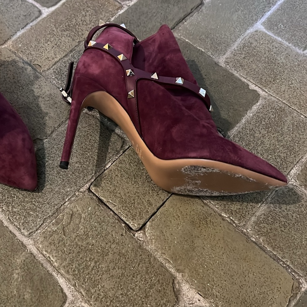 Suede booties - Picture 2 of 4